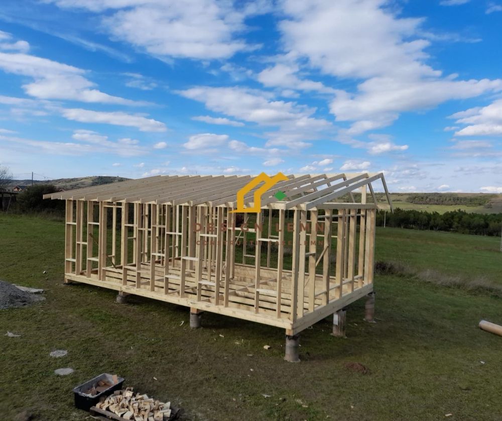 Wooden houses built anywhere in Romania or the EU