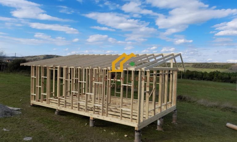 Wooden houses built anywhere in Romania or the EU